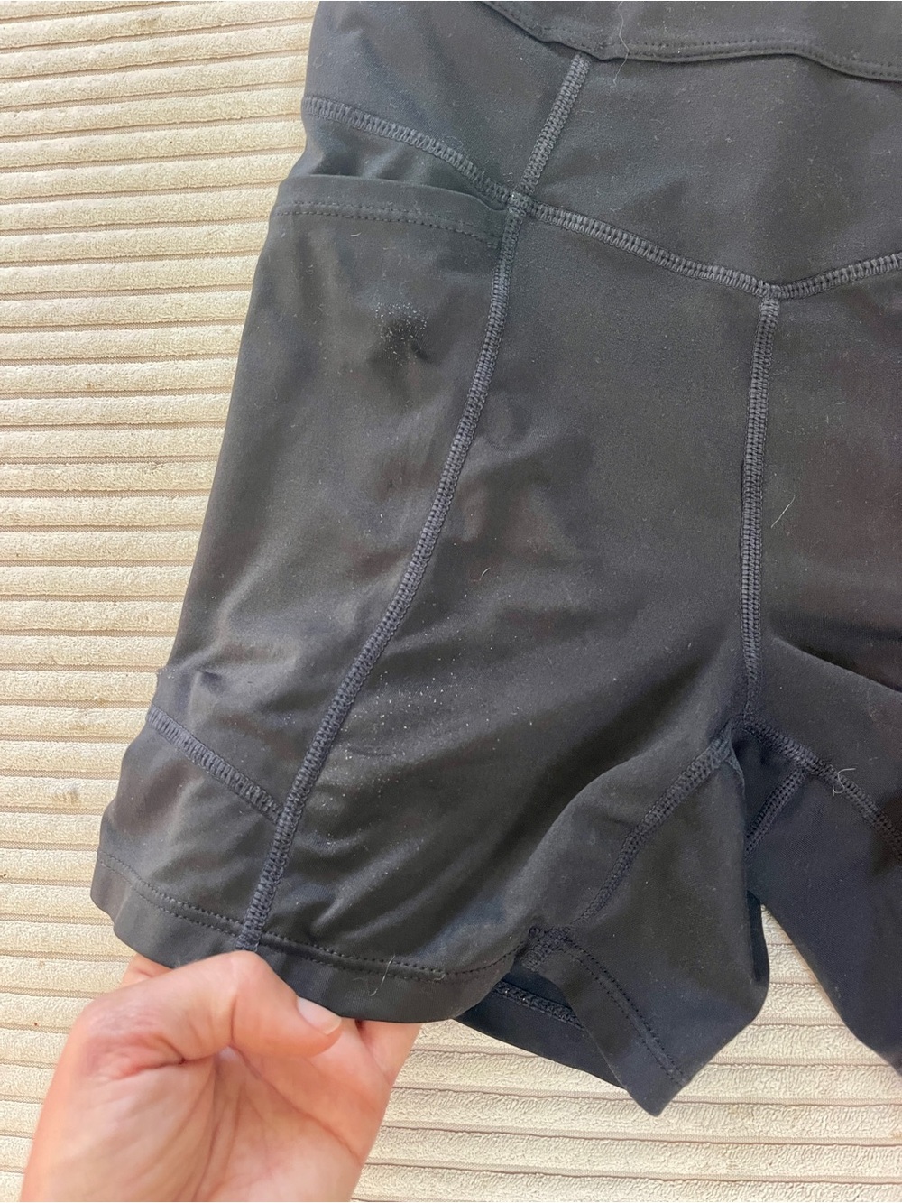Free people movement black Odessa 4” side pockets shorts size XS - Picture 8 of 9